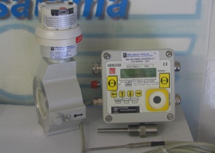 Turbine flow meter