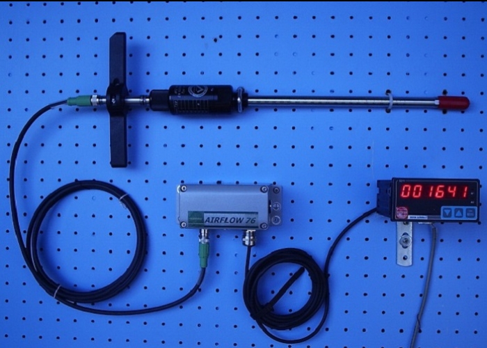 Air velocity transmitter up to 200 m / s